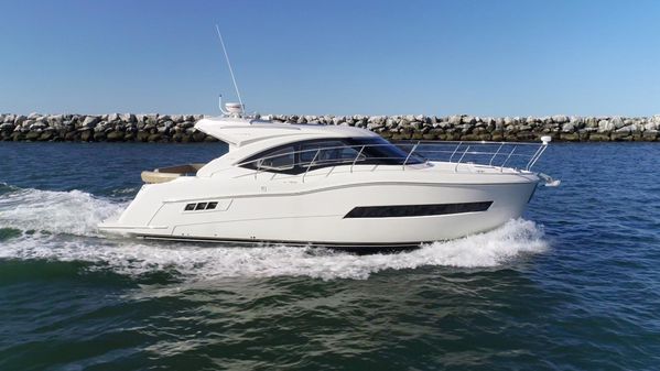 Carver C37 Coupe image