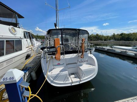 Hunter 356 image