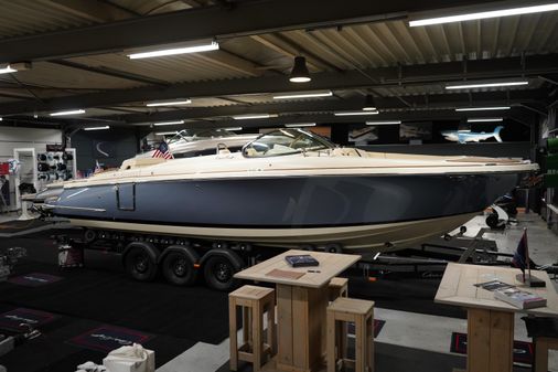 Chris-Craft Launch 28GT image