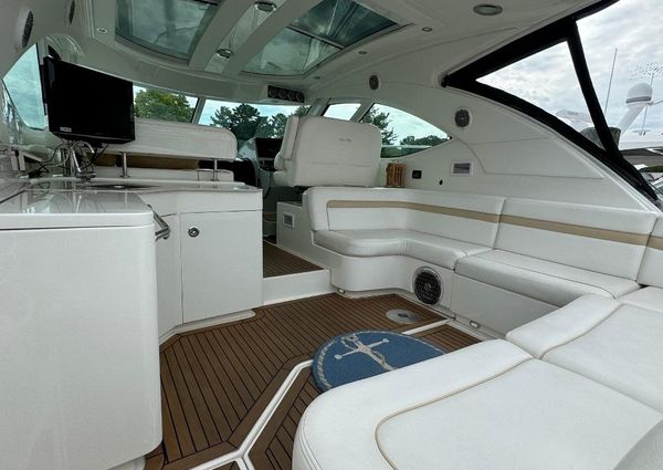 Sea Ray 470 Sundancer image