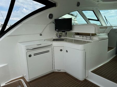 Sea Ray 470 Sundancer image