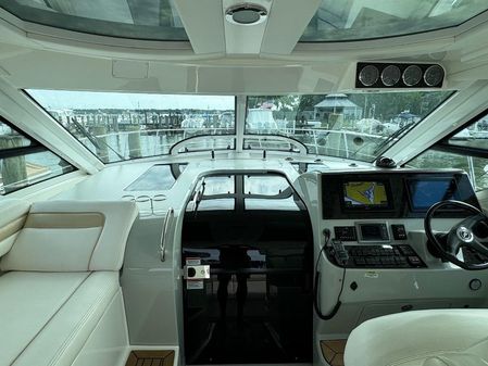 Sea Ray 470 Sundancer image