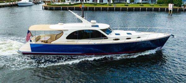 Palm Beach Motor Yachts PB52 image