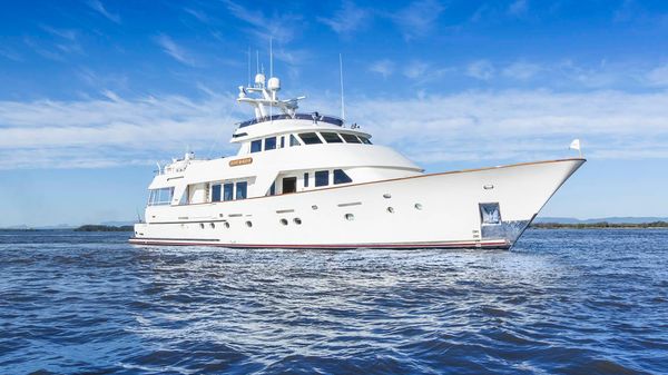 Christensen 120 Motor Yacht