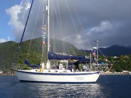 Tayana VANCOUVER-AFT-COCKPIT-CUTTER image