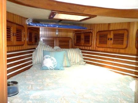 Tayana VANCOUVER-AFT-COCKPIT-CUTTER image