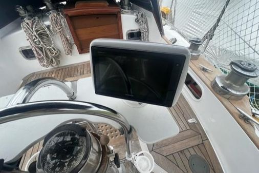 Tayana VANCOUVER-AFT-COCKPIT-CUTTER image