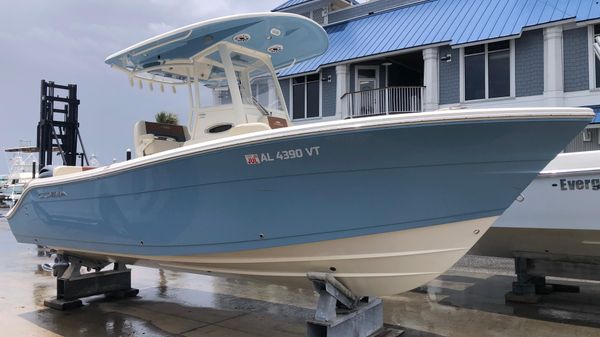 Cobia 240 Center Console 