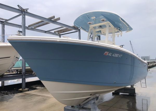 Cobia 240-CENTER-CONSOLE image