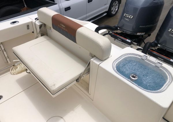 Cobia 240-CENTER-CONSOLE image