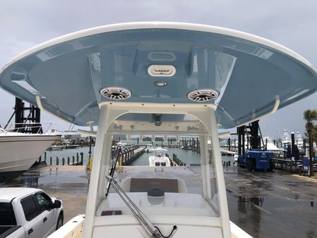 Cobia 240-CENTER-CONSOLE image