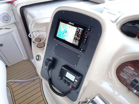 Sea Ray 380 Sundancer image