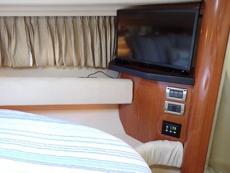 Sea Ray 380 Sundancer image