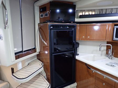 Sea Ray 380 Sundancer image