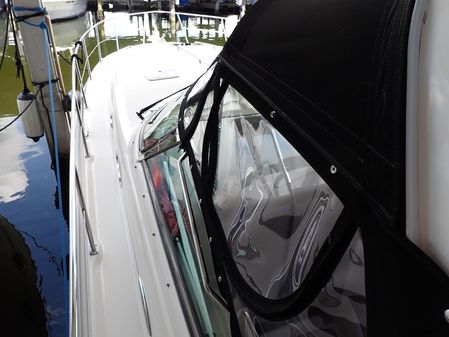 Sea Ray 380 Sundancer image