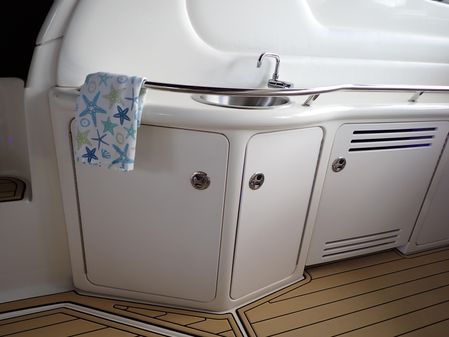 Sea Ray 380 Sundancer image