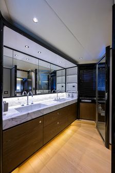 Absolute Navetta 73 image
