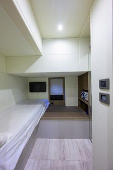 Absolute Navetta 73 image