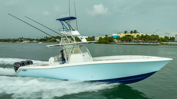 Invincible 39 Open Fisherman 