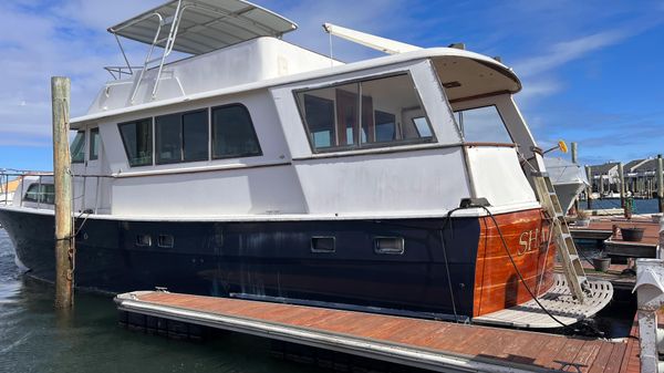 Hatteras 58 Motor Yacht 