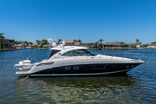 Sea Ray 470 Sundancer image