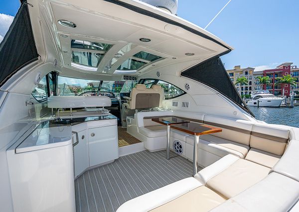 Sea Ray 470 Sundancer image