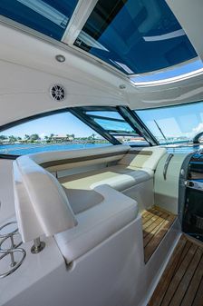 Sea Ray 470 Sundancer image