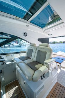 Sea Ray 470 Sundancer image