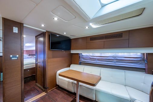 Sea Ray 470 Sundancer image