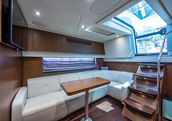 Sea Ray 470 Sundancer image