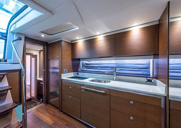 Sea Ray 470 Sundancer image