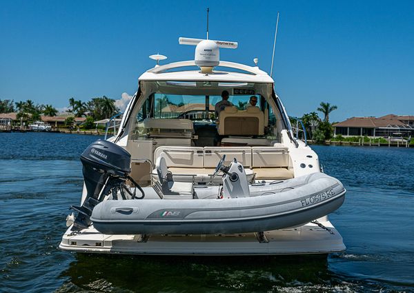 Sea Ray 470 Sundancer image