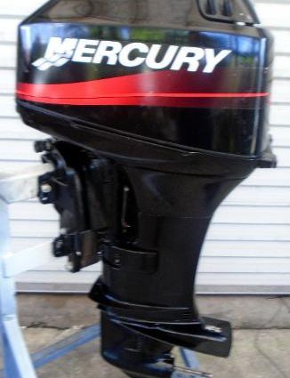 Mercury 40hp 20 inch Shaft Carbureted Outboard Motor image