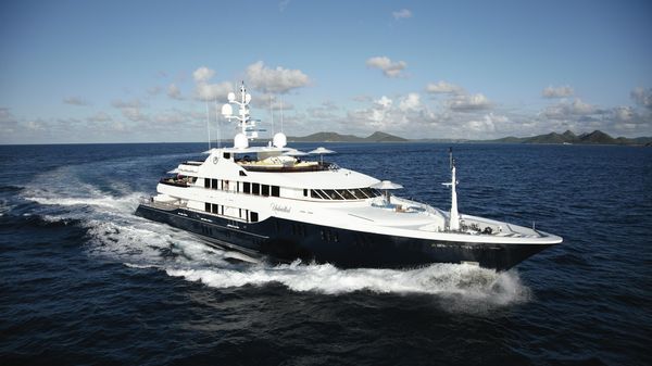 Trinity Yachts CUSTOM