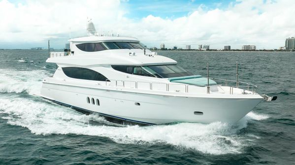 Hatteras 80 Motor Yacht Sky Lounge image