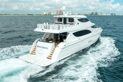 Hatteras 80 Motor Yacht Sky Lounge image