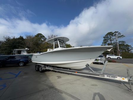 Sea Hunt Gamefish 27 with Coffin Box image