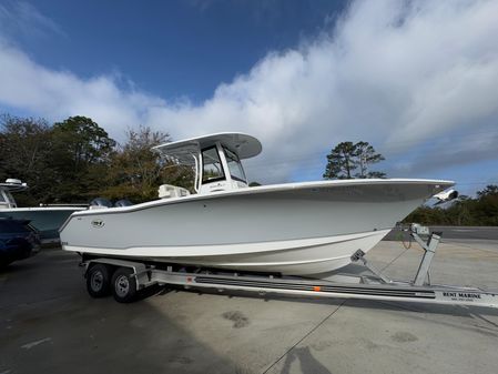 Sea Hunt Gamefish 27 with Coffin Box image