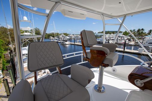 Viking 92 Skybridge image