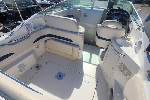 Chaparral Signature 260 image