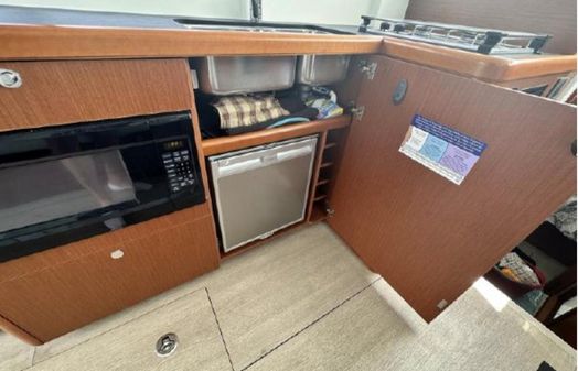 Beneteau Swift Trawler 30 image