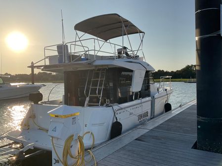 Beneteau Swift Trawler 30 image