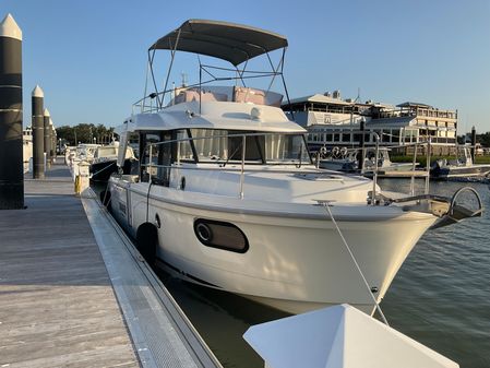 Beneteau Swift Trawler 30 image