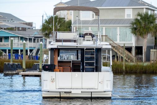 Beneteau Swift Trawler 30 image