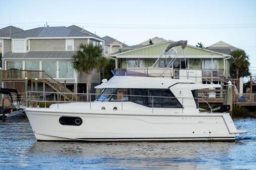 Beneteau Swift Trawler 30 image