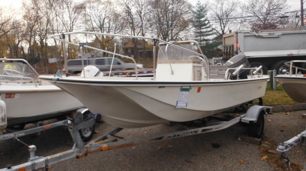 Boston Whaler 17 Montauk