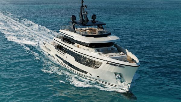 Columbus Yachts Crossover 42m 