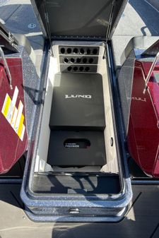 Lund 202-PRO-V-GL image