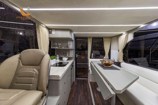 Galeon 360 Fly image