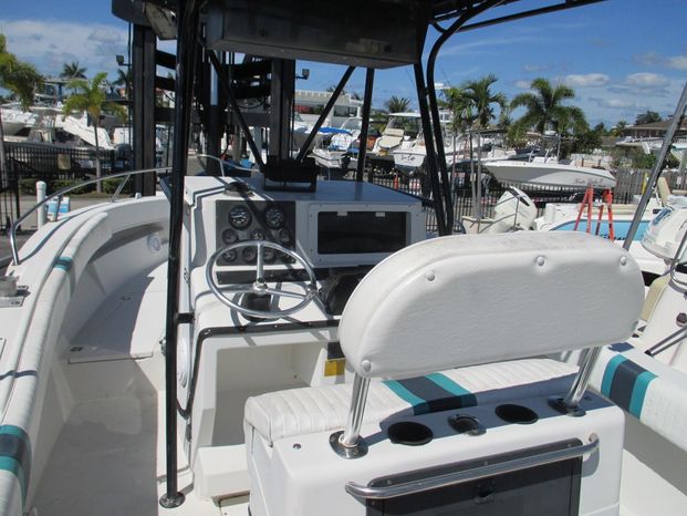 1995 Quest 23 CENTER CONSOLE Pompano Beach, Florida ...